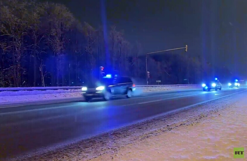 موسكو.. موكب المبعوث الأمريكي الخاص ستيف ويتكوف يقترب من الكرملين