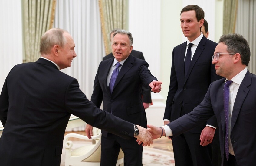 ترامب معلقا على اجتماع ممثليه مع الرئيس بوتين في موسكو: لنرَ ما سيحدث