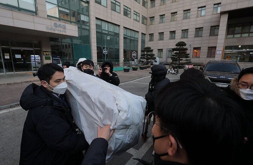 كوريا الجنوبية.. منع 3 مشتبه فيهم بإرسال طائرات مسيرة إلى كوريا الشمالية من مغادرة البلاد