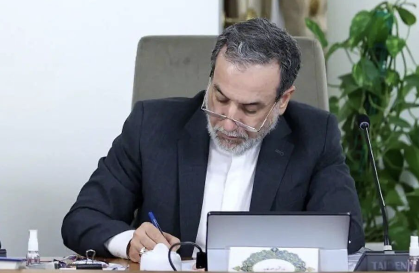 عراقجي ينشر إحصائية عن عدد القتلى من المدنيين والأمن الإيراني خلال الأحداث الأخيرة