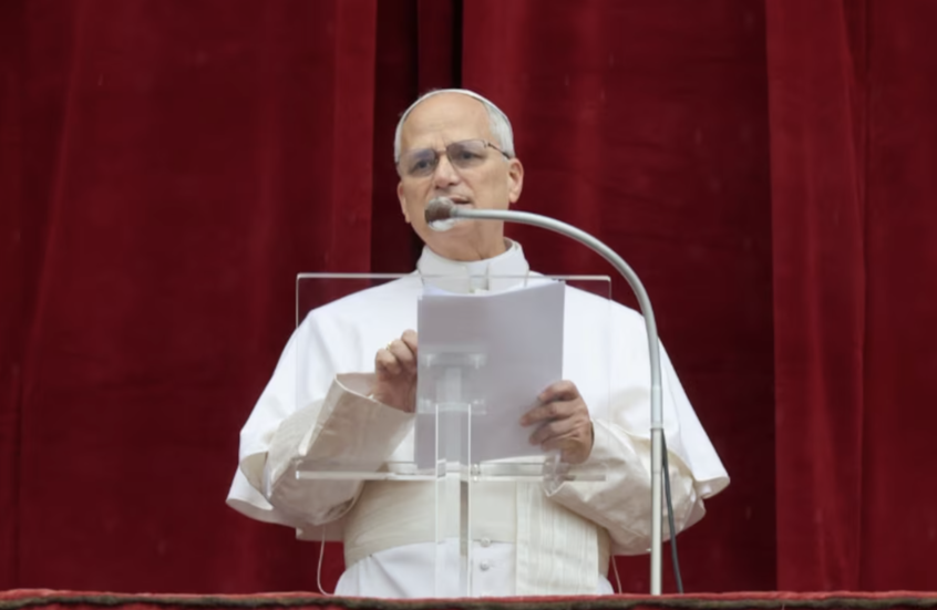 بابا الفاتيكان يدعو مجددا إلى تغليب الحوار والسلام لإنهاء الحرب في أوكرانيا