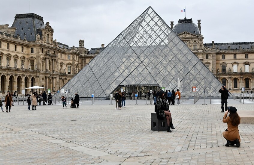 فرنسا.. متحف اللوفر يغلق أبوابه أمام الزوار للمرة الرابعة بسبب الإضراب