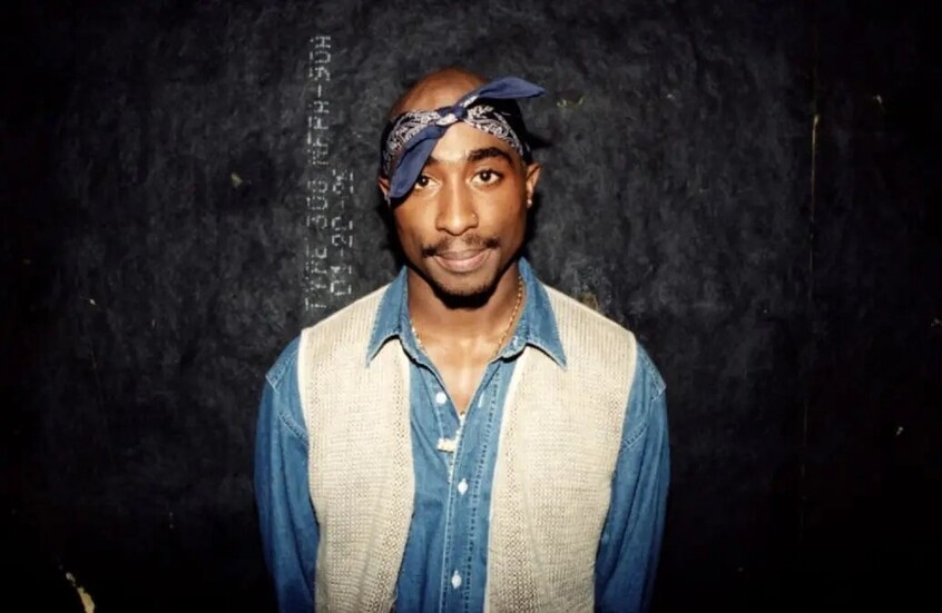 رجل يتهم "ديدي" باغتصابه والاعتراف أمامه بقتله مغني الراب توباك شاكور قبل نحو 30 عاما