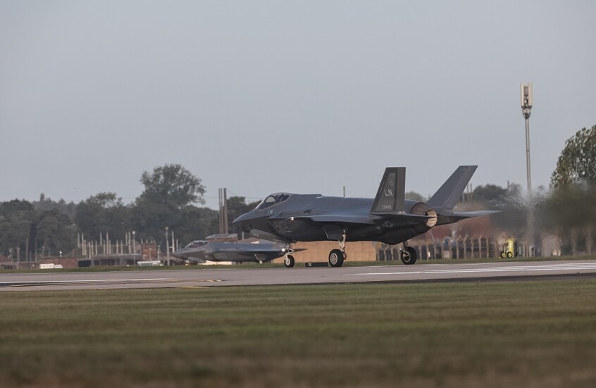 مقاتلات الجيل الخامس الأمريكية تتجه إلى الشرق الأوسط (فيديو+صور)