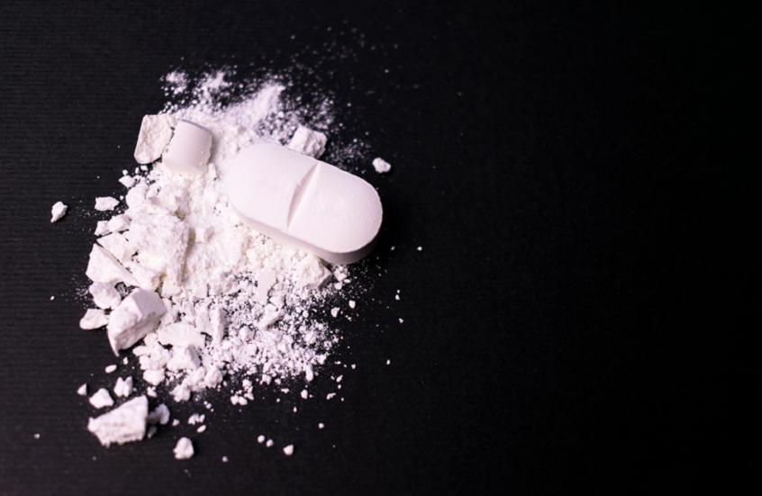 تحذير هام من مخاطر سحق الأقراص وفتح الكبسولات قبل تناول الدواء