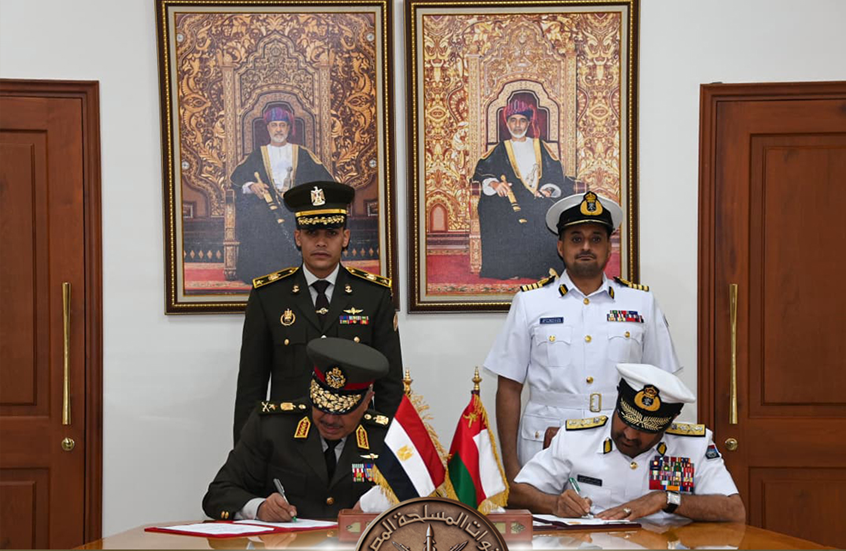 مصر توقع اتفاقية عسكرية مع سلطنة عمان