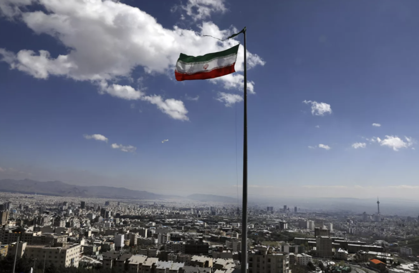 الولايات المتحدة توسع رقعة عقوباتها على إيران وتدرج أفرادا وكيانات جديدة