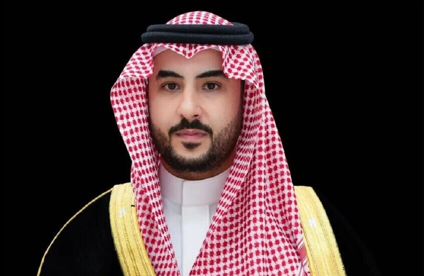 "أكسيوس" يكشف تصريحات لوزير الدفاع السعودي حول احتمال تراجع واشنطن عن ضرب إيران