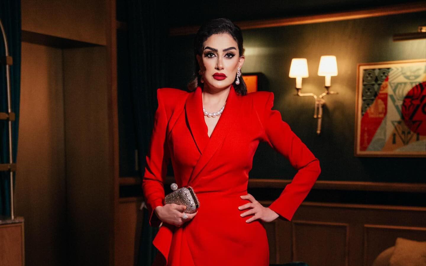 غادة عبد الرازق تقاضي الشركة المنتجة لمسلسل "عاليا"