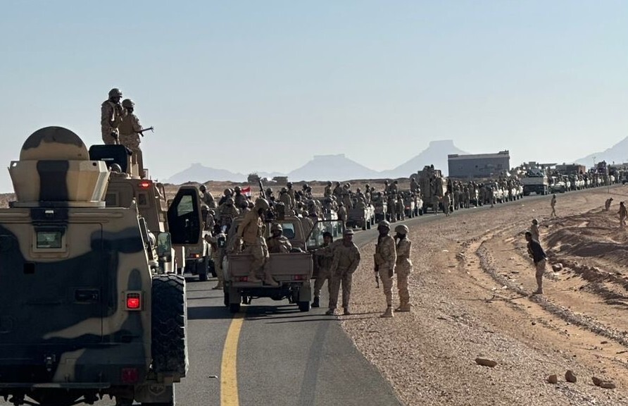 الانتقالي الجنوبي: القوات التي تقدمت باتجاه حضرموت لا تنتمي إلى المحافظة