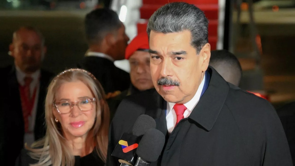 تقارير: القوات الأمريكية اعتقلت مادورو وزوجته من منزلهما في مجمع عسكري