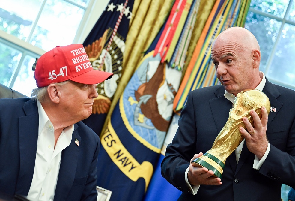 مسؤول روسي يعلق على إمكانية سحب الفيفا كأس العالم من أمريكا بسبب فنزويلا