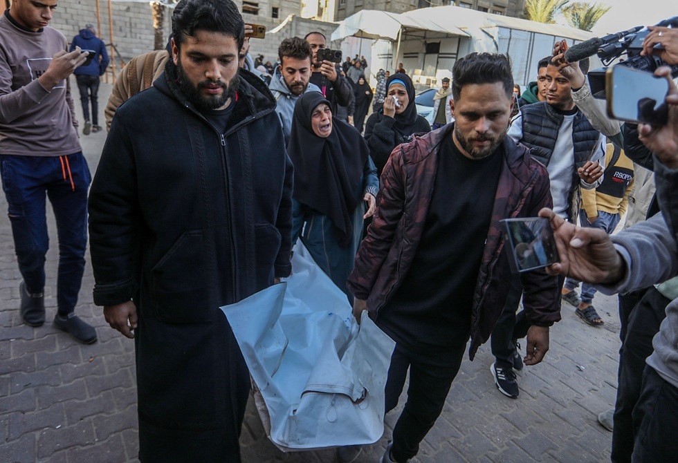 أزمة صحية خطيرة في غزة: نقص حاد في المستهلكات المخبرية يهدد حياة المرضى