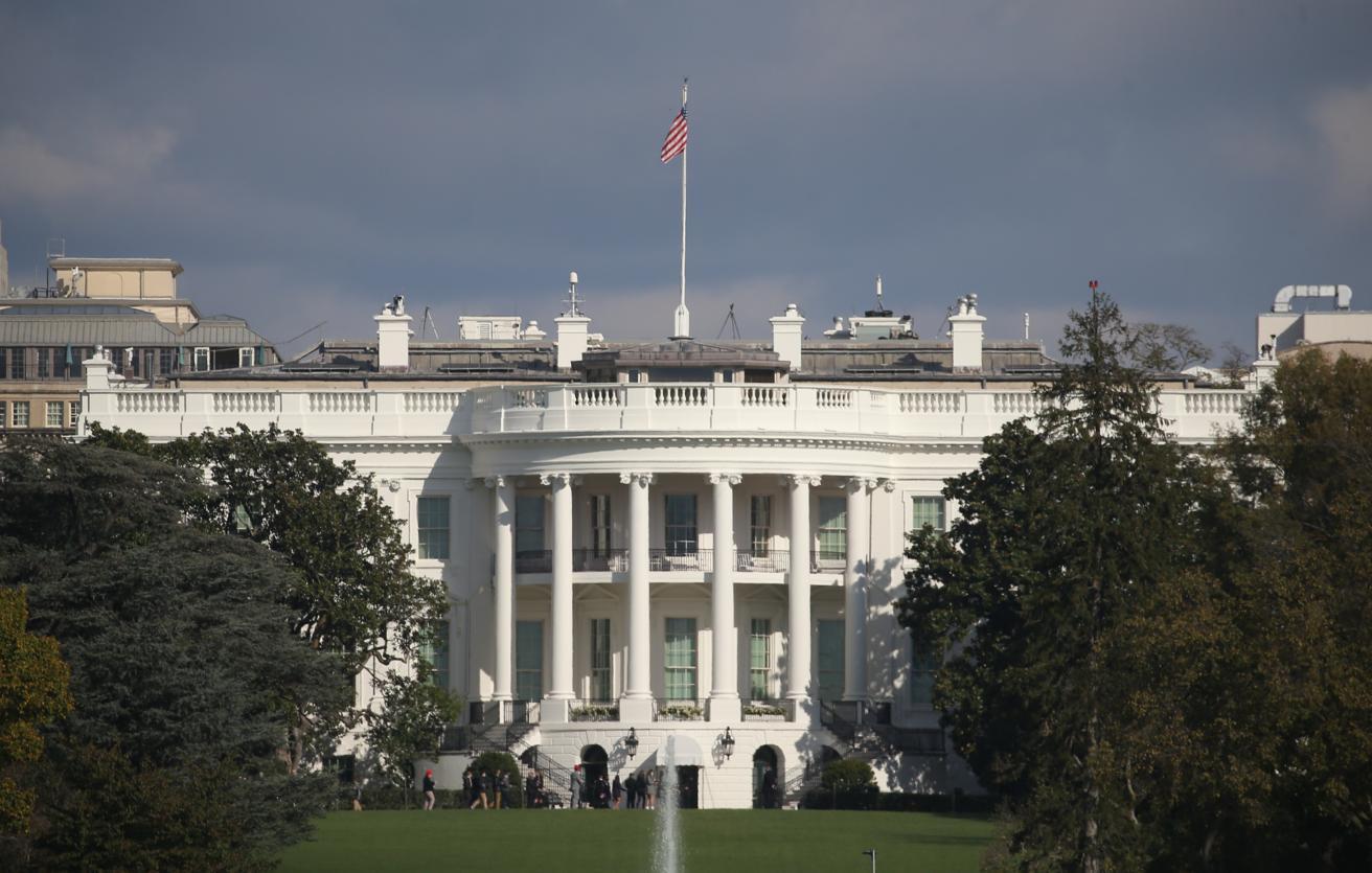 البيت الأبيض يلوح بمحاكمة طاقم ناقلة "مارينيرا" بتهمة "خرق" العقوبات المفروضة على فنزويلا