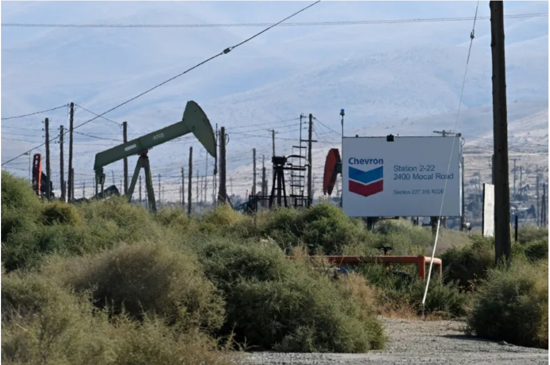 وكالة: 3 سفن محملة بالنفط الفنزويلي تتجه إلى الولايات المتحدة