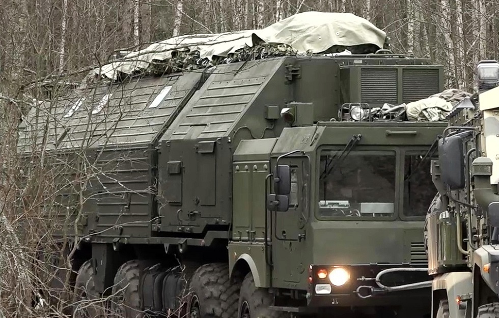 مدفيديف يوجه تحذيرا لـ"الحكام الأوروبيين الأغبياء" بفيديو صاروخ "أوريشنيك"