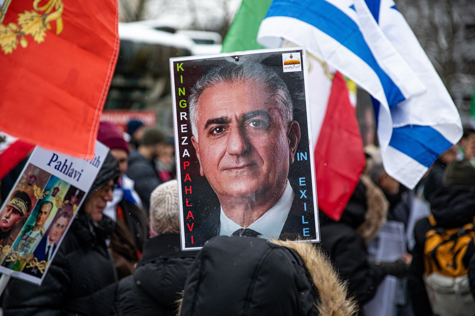 إيران.. بهلوي يحث واشنطن على اتخاذ إجراء عاجل للحد من الضحايا وتسريع سقوط النظام