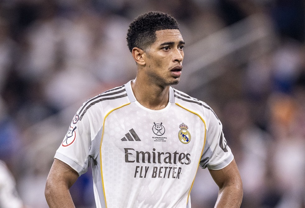 أول تعليق من بيلينغهام حول خلافه مع تشابي ألونسو