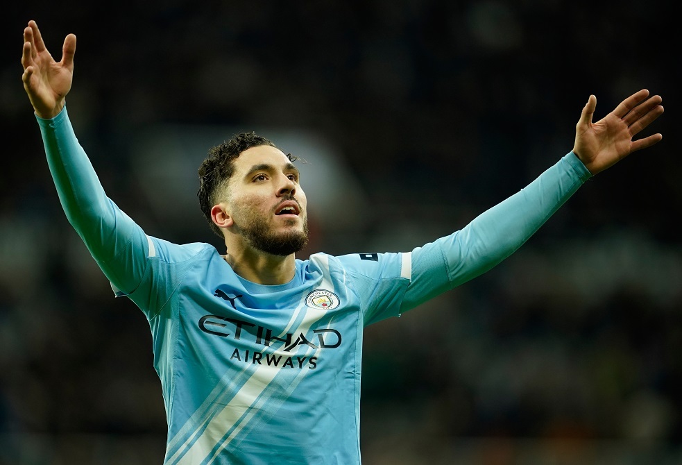 شاهد.. هدف بن شرقي بعد جملة تكتيكية "خذ وهات" بنكهة جزائرية