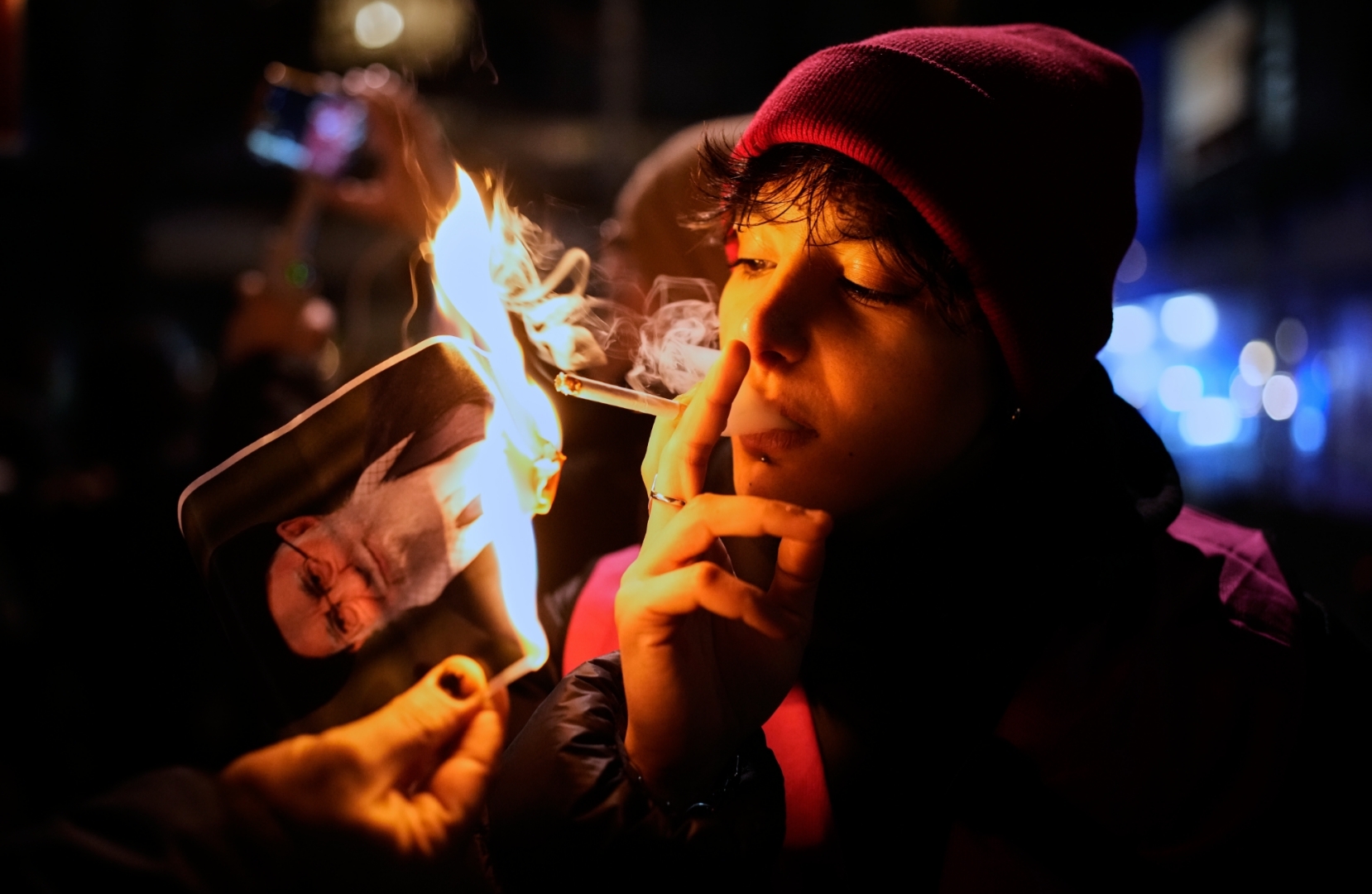 الطاقم الدبلوماسي لسفارة نيوزيلندا يغادر إيران