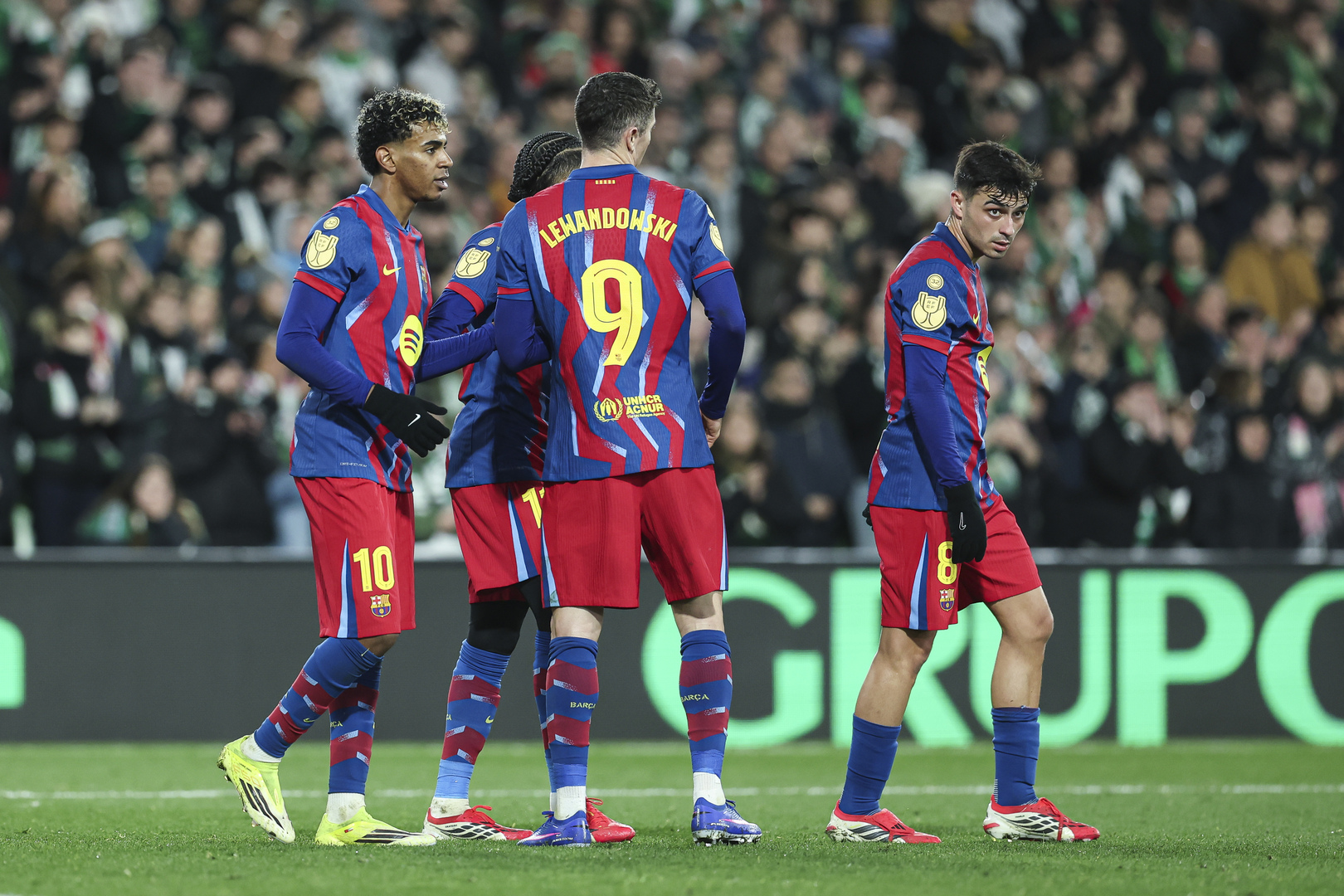 شخصية الكبار تنقذ برشلونة أمام متصدر الدرجة الثانية في كأس ملك إسبانيا