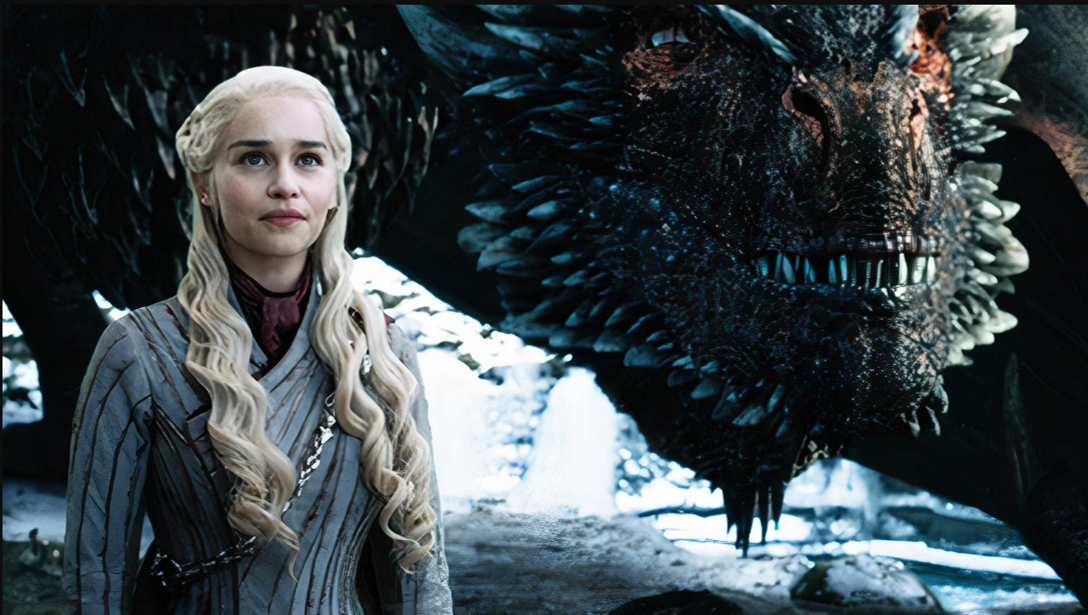 نجمة "Game of Thrones" تعلن تعرضها لإصابة إثر مشهد جنسي جريء مع 3 رجال في مسلسلها الجديد!