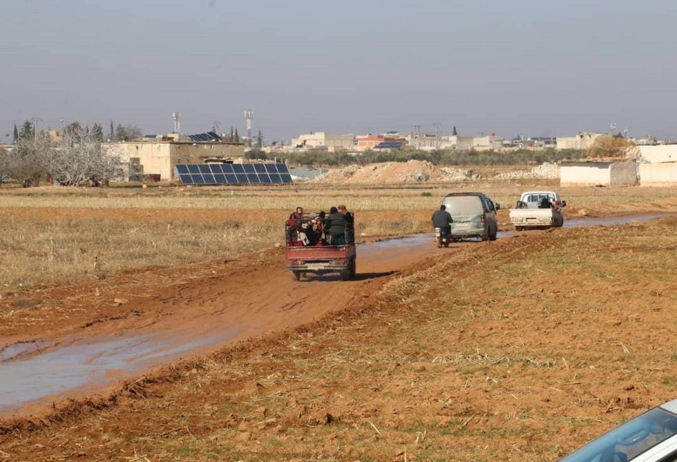 الجيش السوري يباشر تأمين منطقة العمليات بريف حلب الشرقي ويطالب المدنيين بعدم دخولها