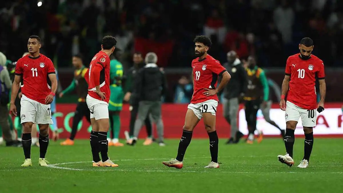 ضربة موجعة للمنتخب المصري.. "كاف" يعلن إيقاف ثنائي منتخب مصر أمام نيجيريا في كأس أمم إفريقيا