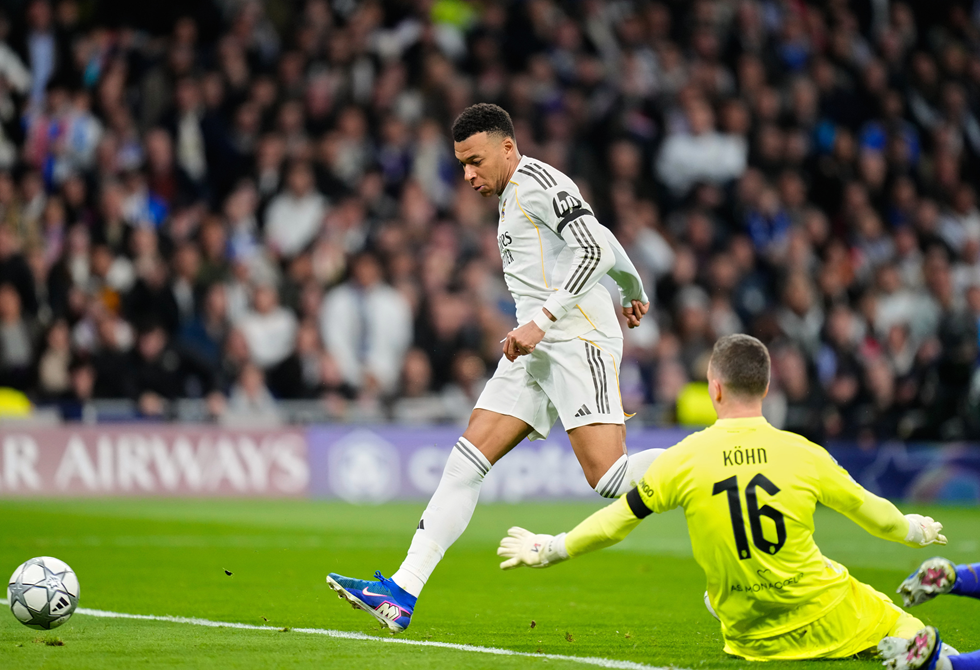 ريال مدريد يهزم موناكو بحصة عريضة في دوري أبطال أوروبا