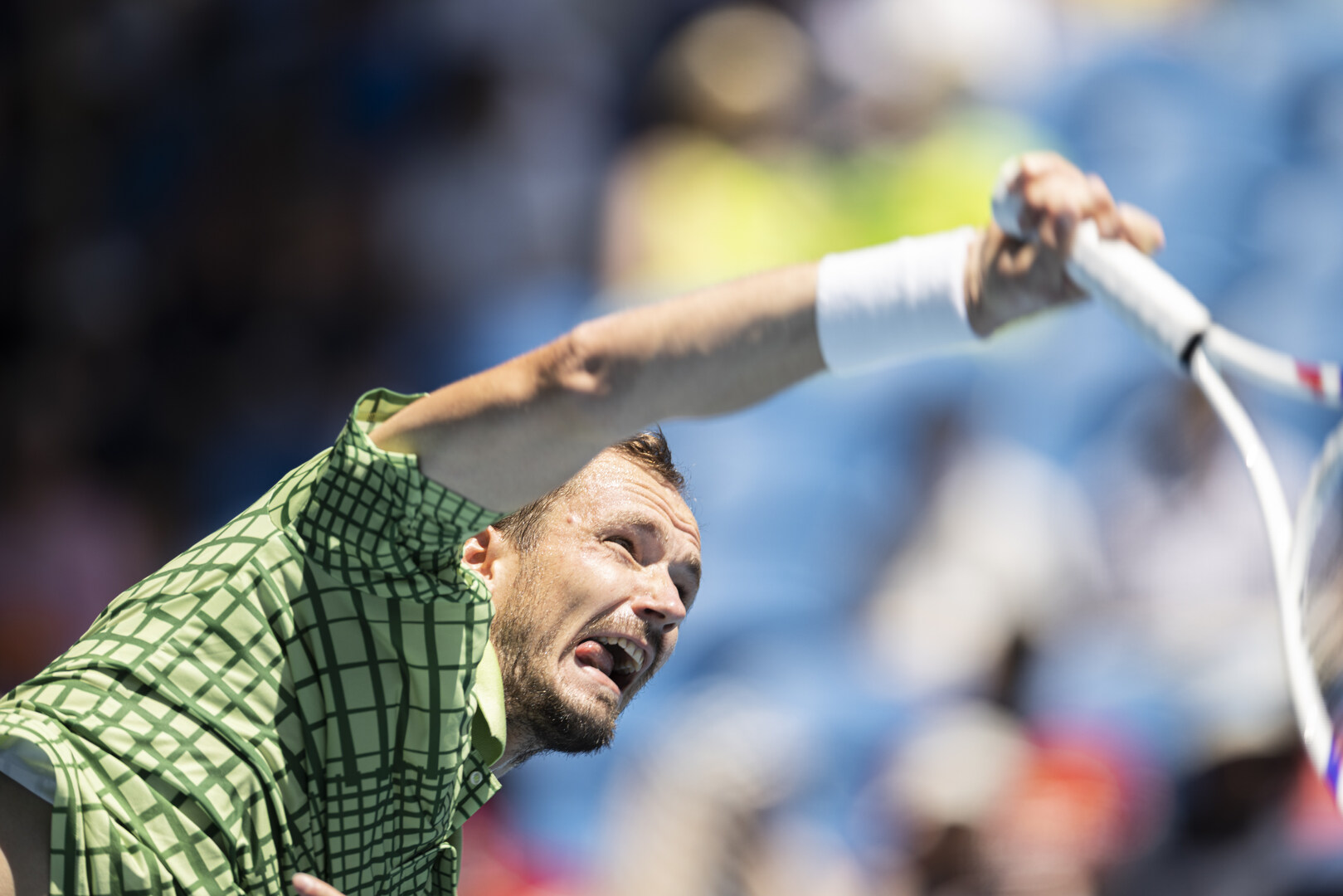 دانييل مدفيديف يتأهل إلى الدور الثالث من بطولة أستراليا المفتوحة