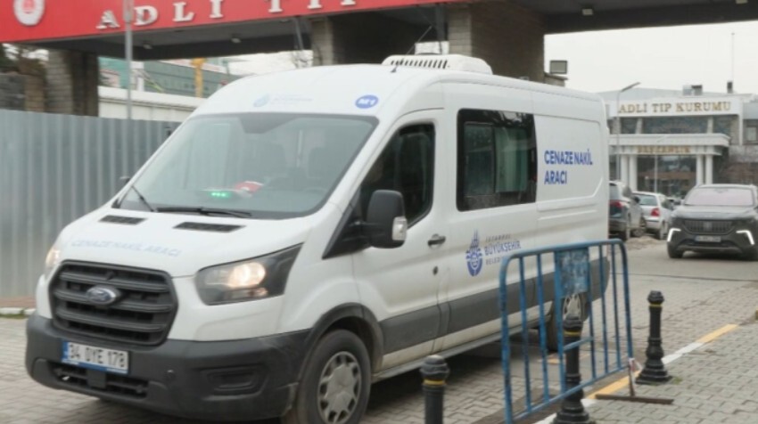 تركيا اليوم وفاة مغني تركي شهير في حادثة سقوط صادمة من شرفة منزله بإسطنبول وفاة مغني تركي شهير في حادثة سقوط صادمة من شرفة منزله بإسطنبول