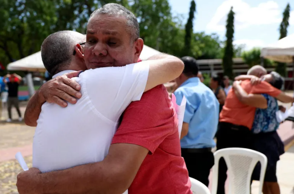 منظمة حقوقية: نيكاراغوا أفرجت عن 38 من أصل 71 شخصا احتفلوا باعتقال مادورو