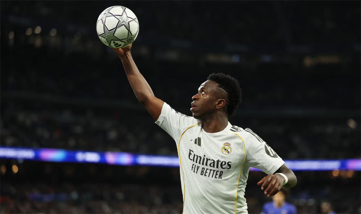 زلزال "المليار يورو" يهدد بقاء فينيسيسوس جونيور مع ريال مدريد