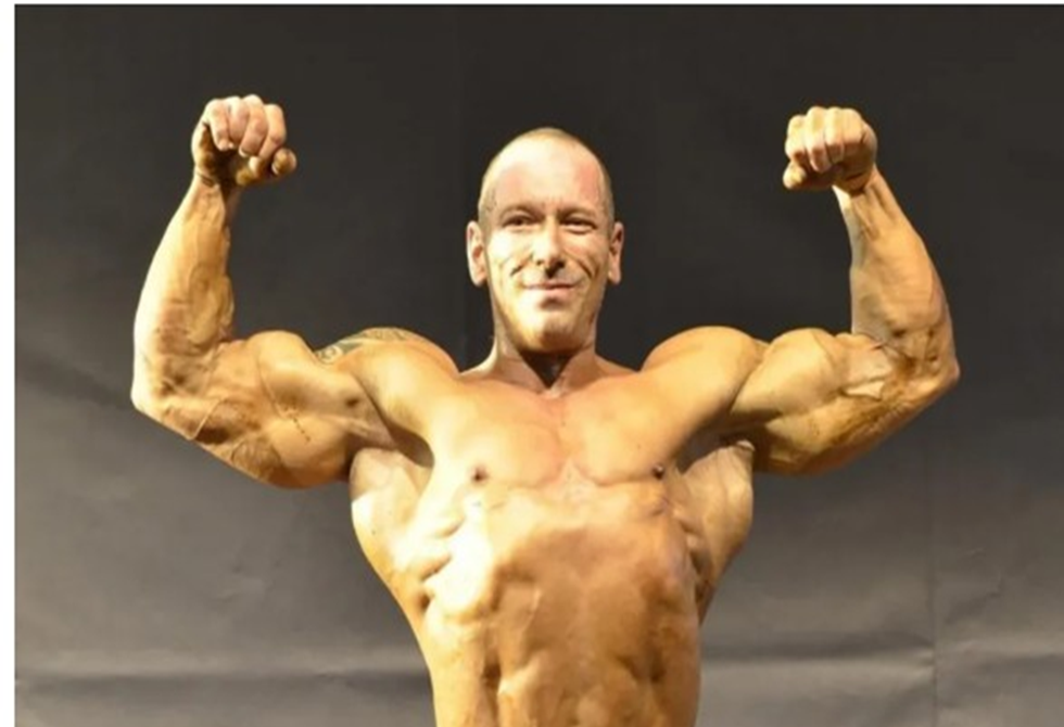 وفاة عملاق كمال الأجسام أندريا لوريني بشكل مفاجئ