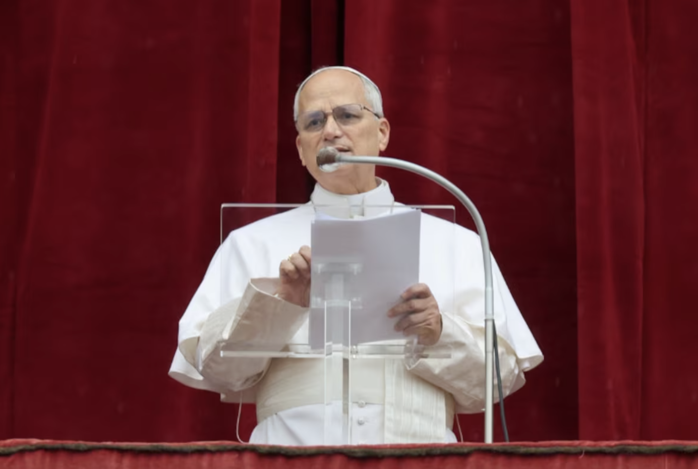 بابا الفاتيكان يدعو مجددا إلى تغليب الحوار والسلام لإنهاء الحرب في أوكرانيا