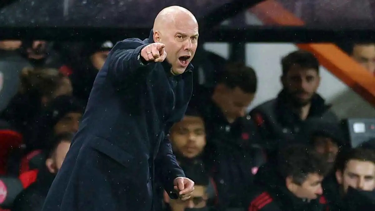 اسم مفاجئ يقتحم قائمة المرشحين لخلافة سلوت في ليفربول