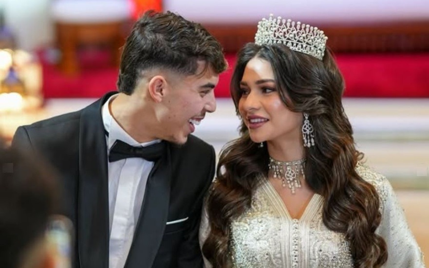 في أجواء مغربية أصيلة.. ياسر الزابيري نجم "أسود الأطلس" يحتفل بزفافه (صور)