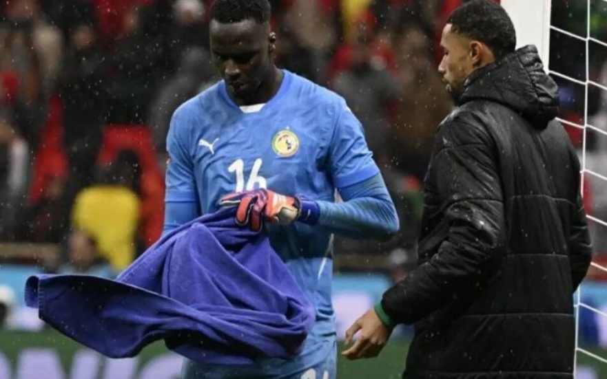 "صراع المناشف" يعود.. أحداث مثيرة في مباراة الوداد بالكونفدرالية الإفريقية