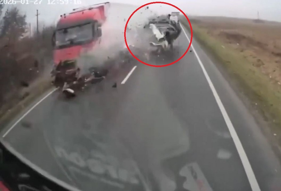 فاجعة كروية.. مصرع 7 من مشجعي فريق باوك اليوناني (فيديو)