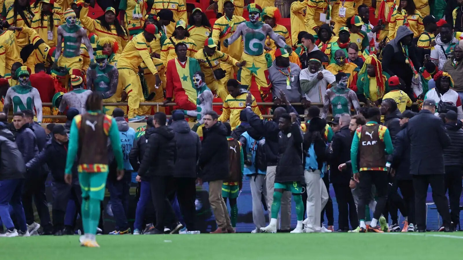 ملف نهائي أمم إفريقيا.. جدل مستمر وضمانات دولية للسنغال