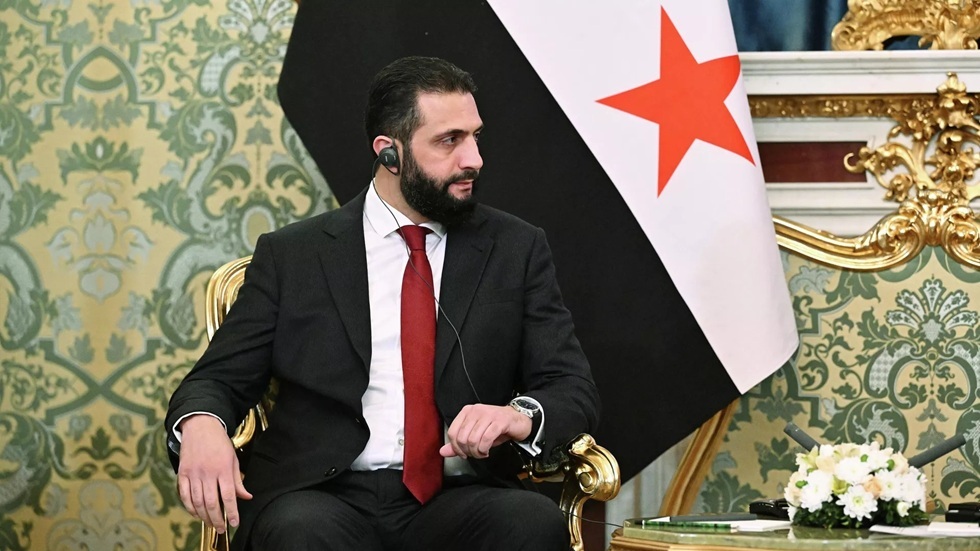 الشرع يشيد بالصمود التاريخي للروس في مواجهة الغزاة ويثمن دور موسكو في استقرار سوريا والمنطقة