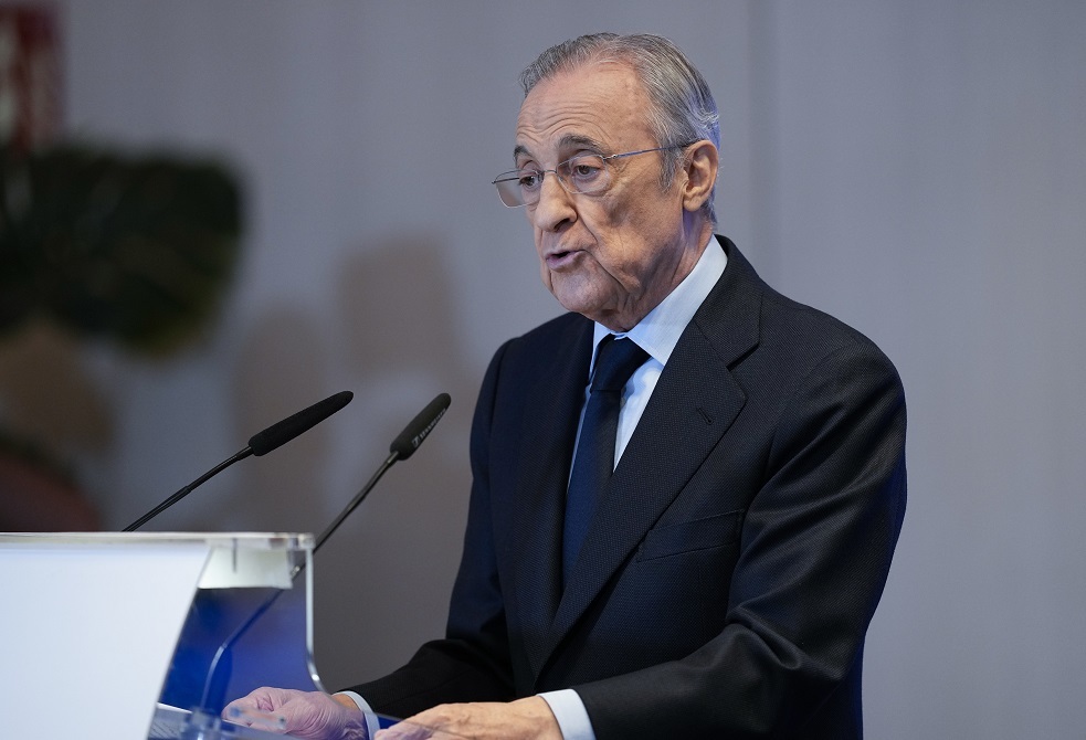 غاضب بشدة بعد "كارثة لشبونة".. أول رد فعل من فلورنتينو بيريز عقب الهزيمة أمام بنفيكا بقيادة مورينيو