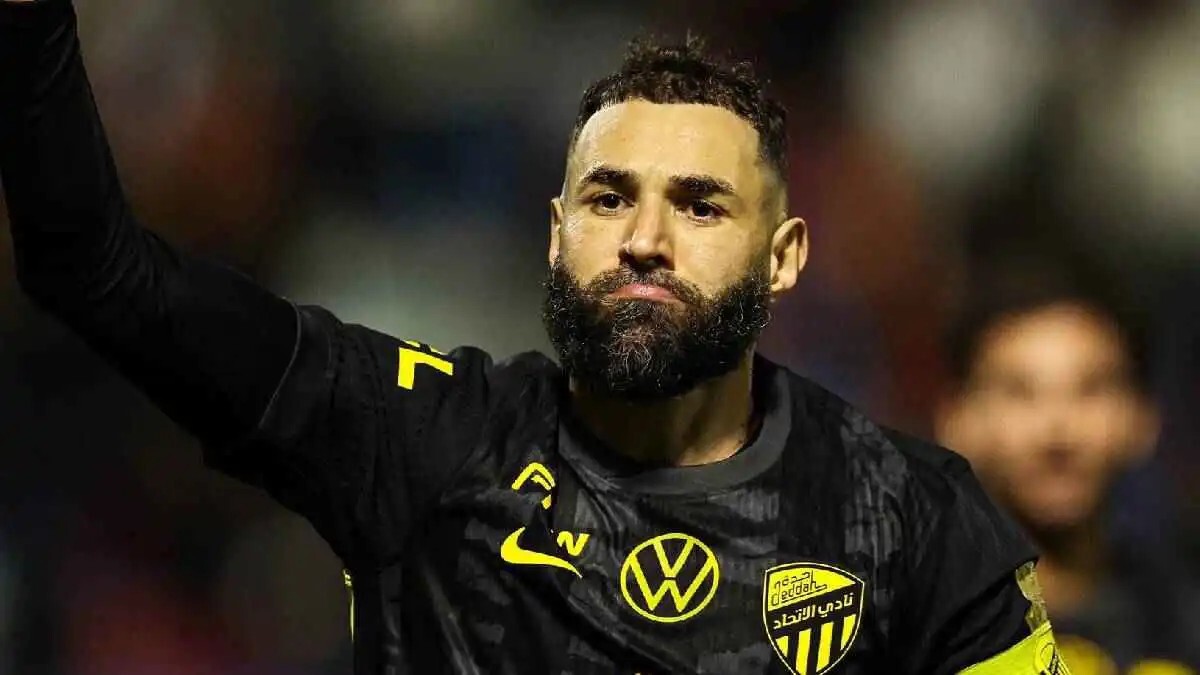 بعد تعثر المفاوضات مع اتحاد جدة.. ناد سعودي يسعى لضم كريم بنزيما إلى صفوفه