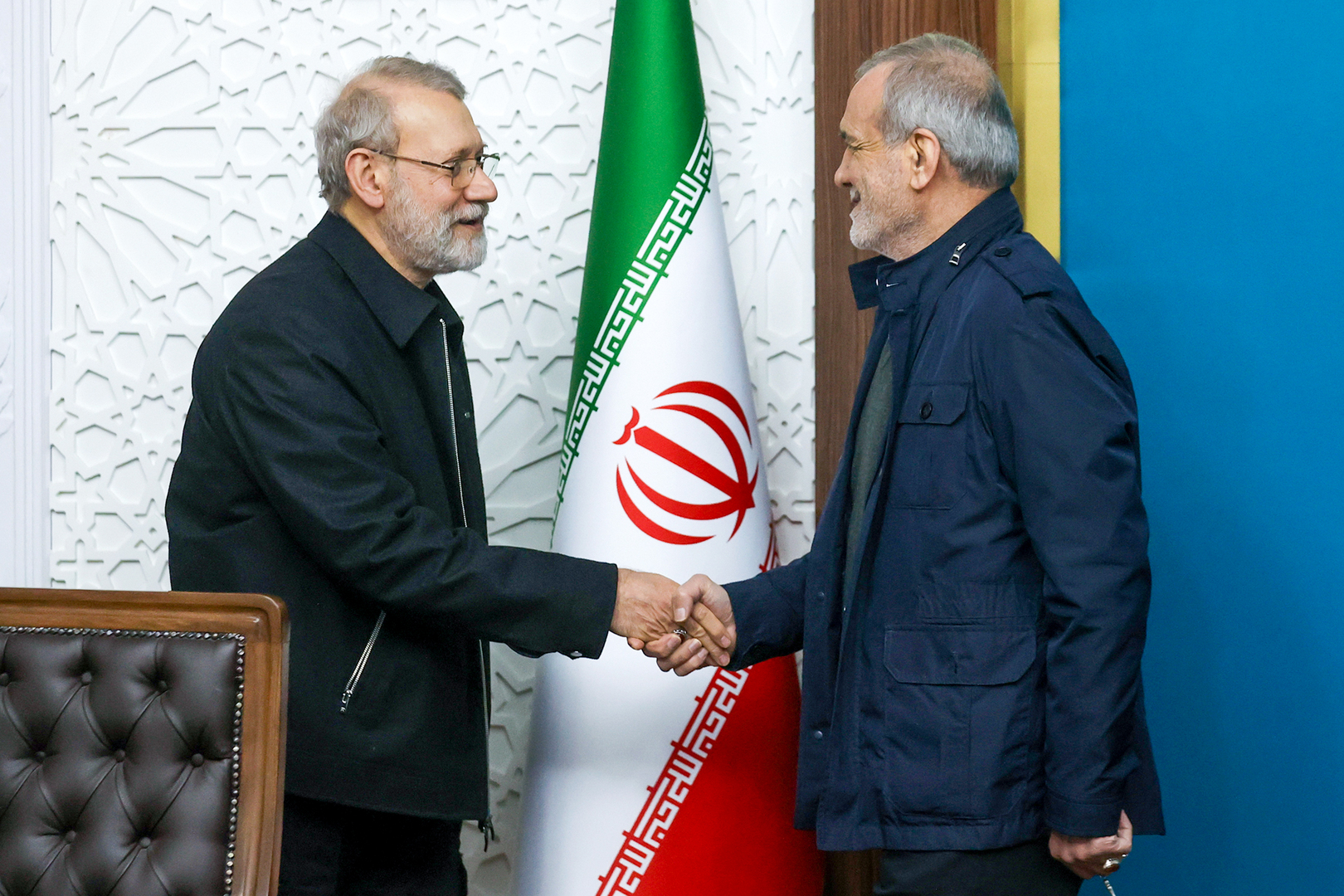 أمين مجلس الأمن القومي الإيراني: على عكس أجواء الحرب المصطنعة فإن تشكيل هيكل للمفاوضات يتقدم