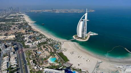 القنصل السعودي في دبي يعلن مغادرته منصبه - عاجل 