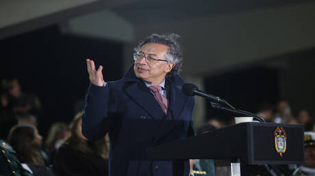 عاجل - الرئيس الكولومبي: ترامب مصاب بالخرف 