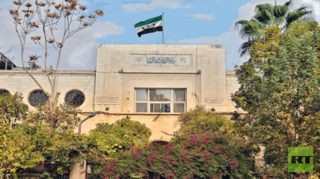 الصحة السورية تدين مقتل كوادر طبية في حمص والمرصد يقول: جريمة طائفية