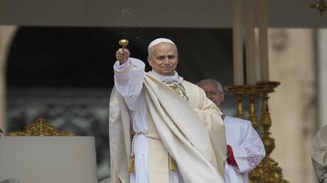 الخلاف مع ترامب يحتدّ.. البابا ليو الرابع عشر يدين مجددا 