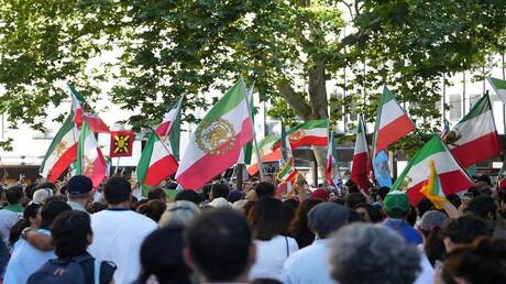 لا تتمنوا سقوط النظام الإيراني 