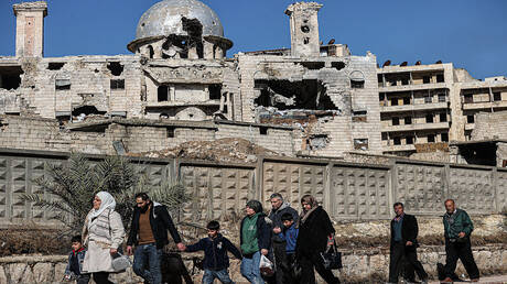  الأمم المتحدة تكشف عدد النازحين من حلب بسبب القتال 